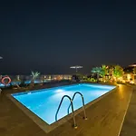Constandinos - Private Pool - Sleeps 8 *