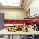 Constandinos - Private Pool - Sleeps 8 *