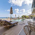 Constandinos - Private Pool - Sleeps 8 Βίλα