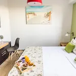Βίλα Constandinos - Private Pool - Sleeps 8 Χερσόνησος