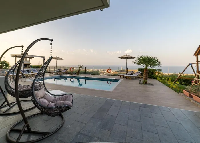 Villa Constandinos - Private Pool - Sleeps 8