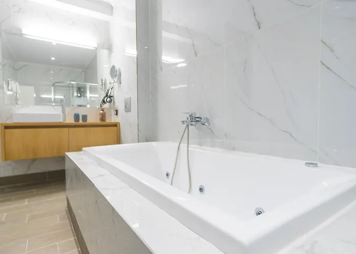 Βίλα Constandinos - Private Pool - Sleeps 8 *