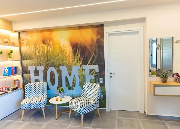 Constandinos - Private Pool - Sleeps 8 Βίλα