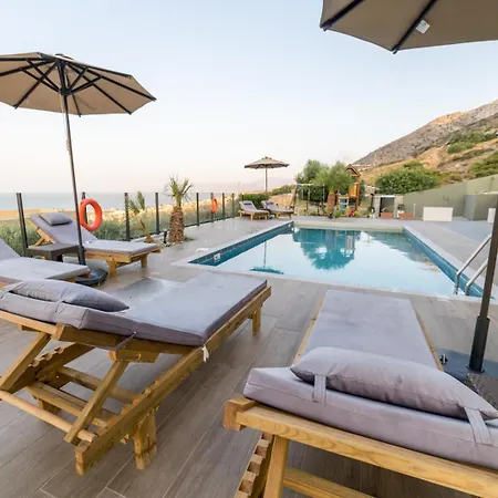 Constandinos - Private Pool - Sleeps 8