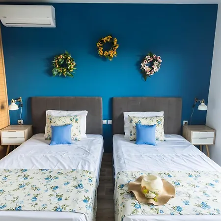 Constandinos - Private Pool - Sleeps 8 Вілла Херсонісос