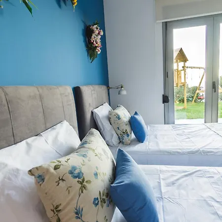 Constandinos - Private Pool - Sleeps 8 Херсонісос